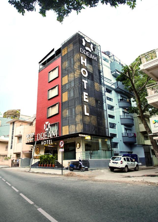 Dream Hotel - Richmond Bengaluru Zewnętrze zdjęcie