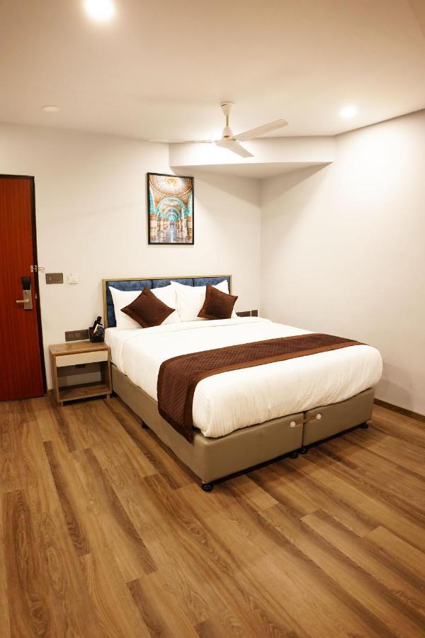 Dream Hotel - Richmond Bengaluru Zewnętrze zdjęcie